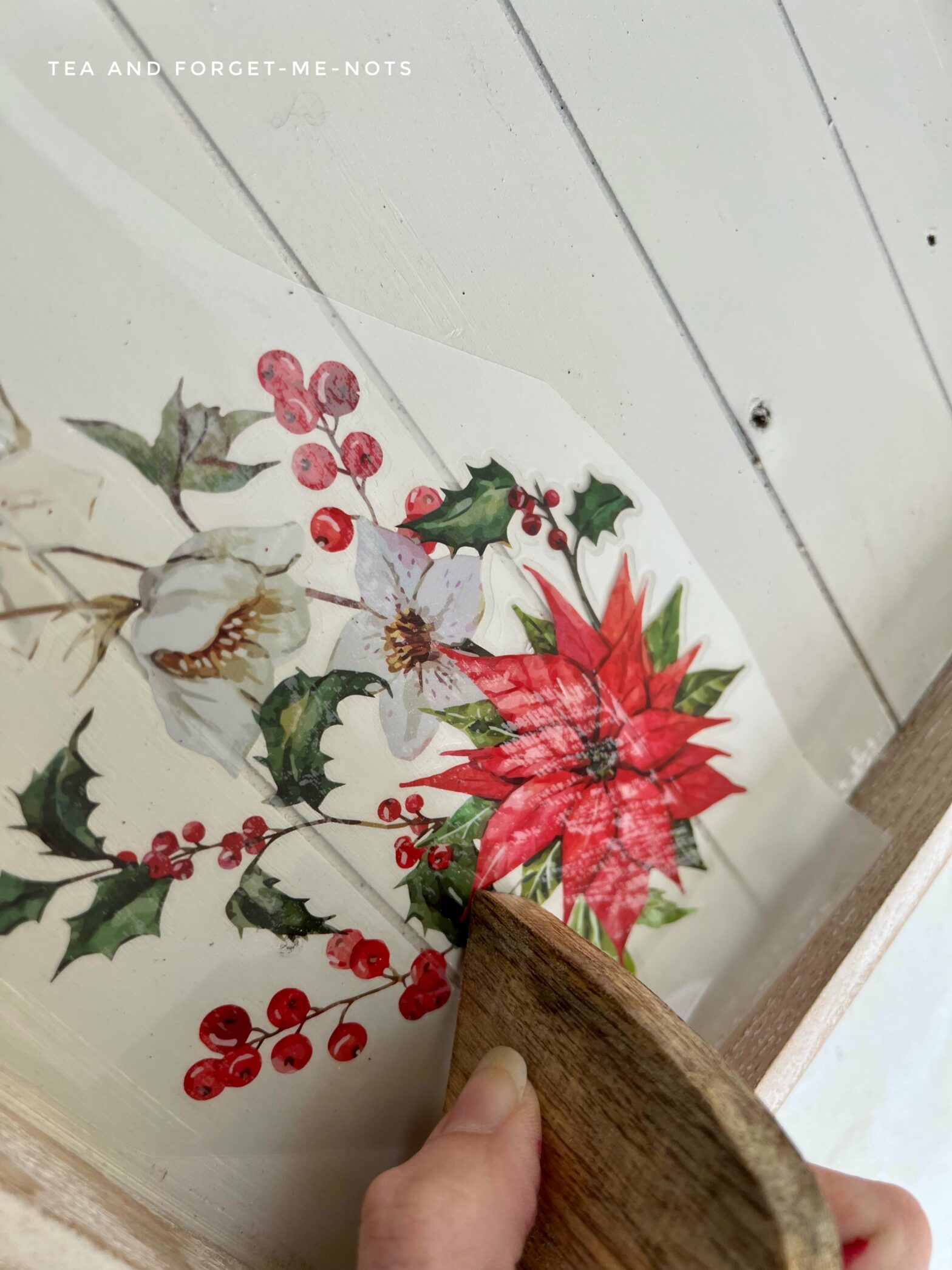 Easy Christmas Painting Ideas on Wood for Festive Home Decor – Tea and ...